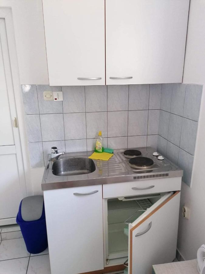 Iva Apartments Подаца Экстерьер фото