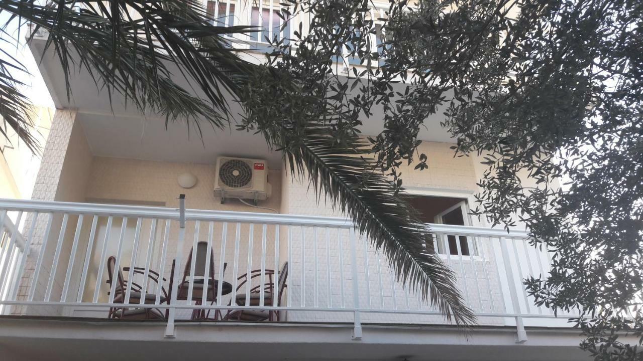 Iva Apartments Подаца Экстерьер фото